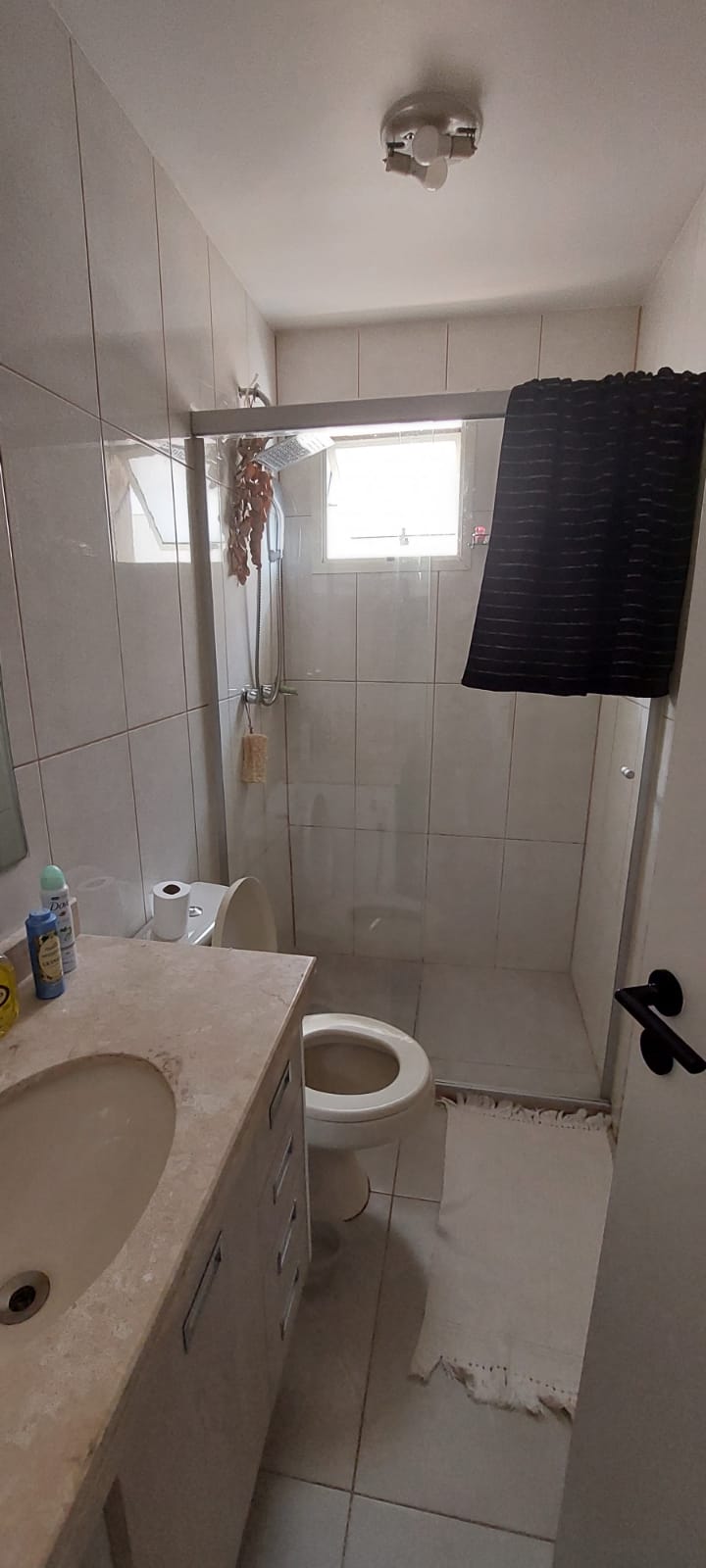 276221